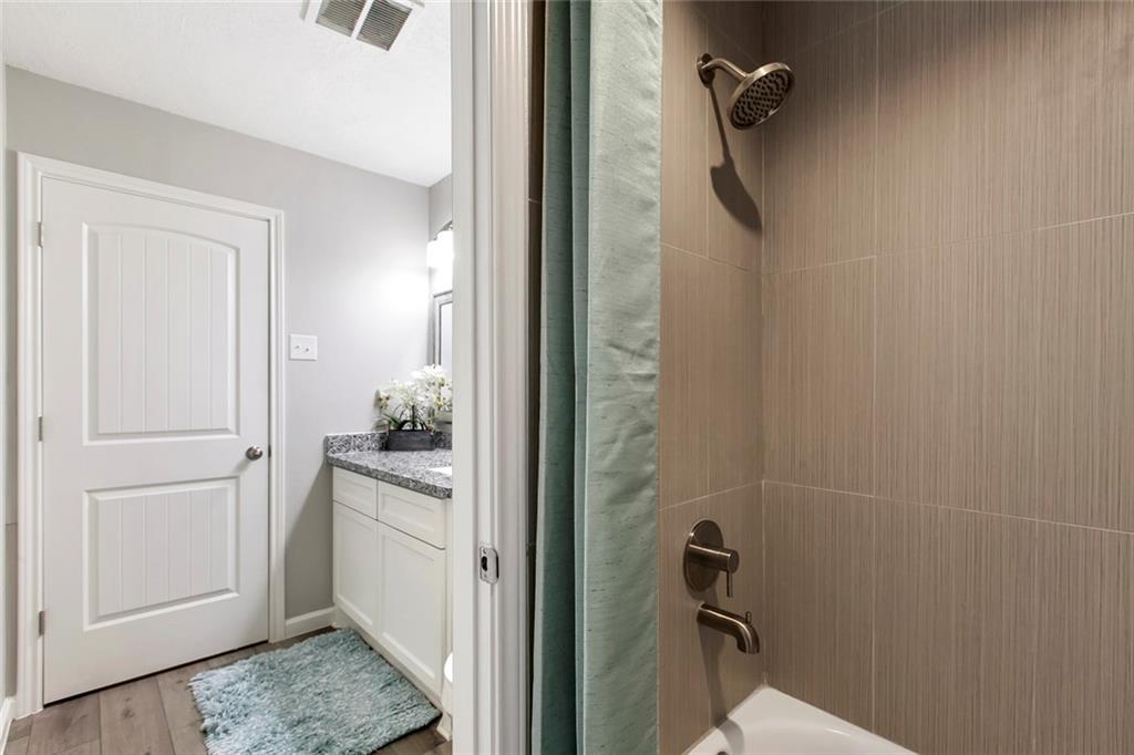 6110 Bullard #B Austin, TX 78757