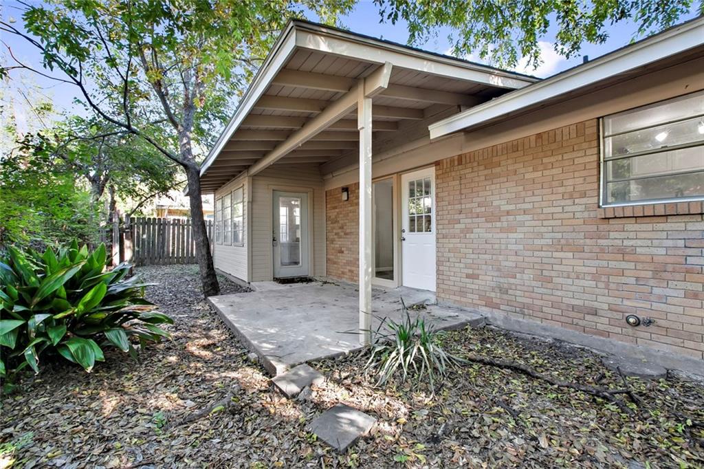 6110 Bullard #B Austin, TX 78757