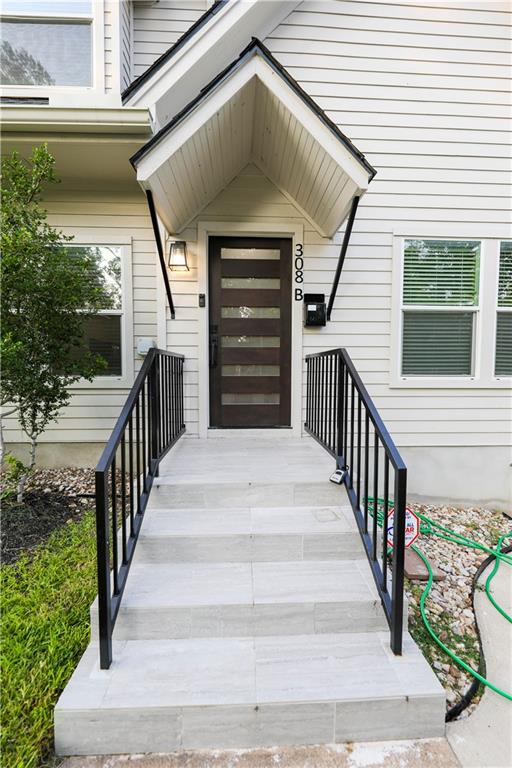 308 Moore Blvd #A Austin, Texas 78705