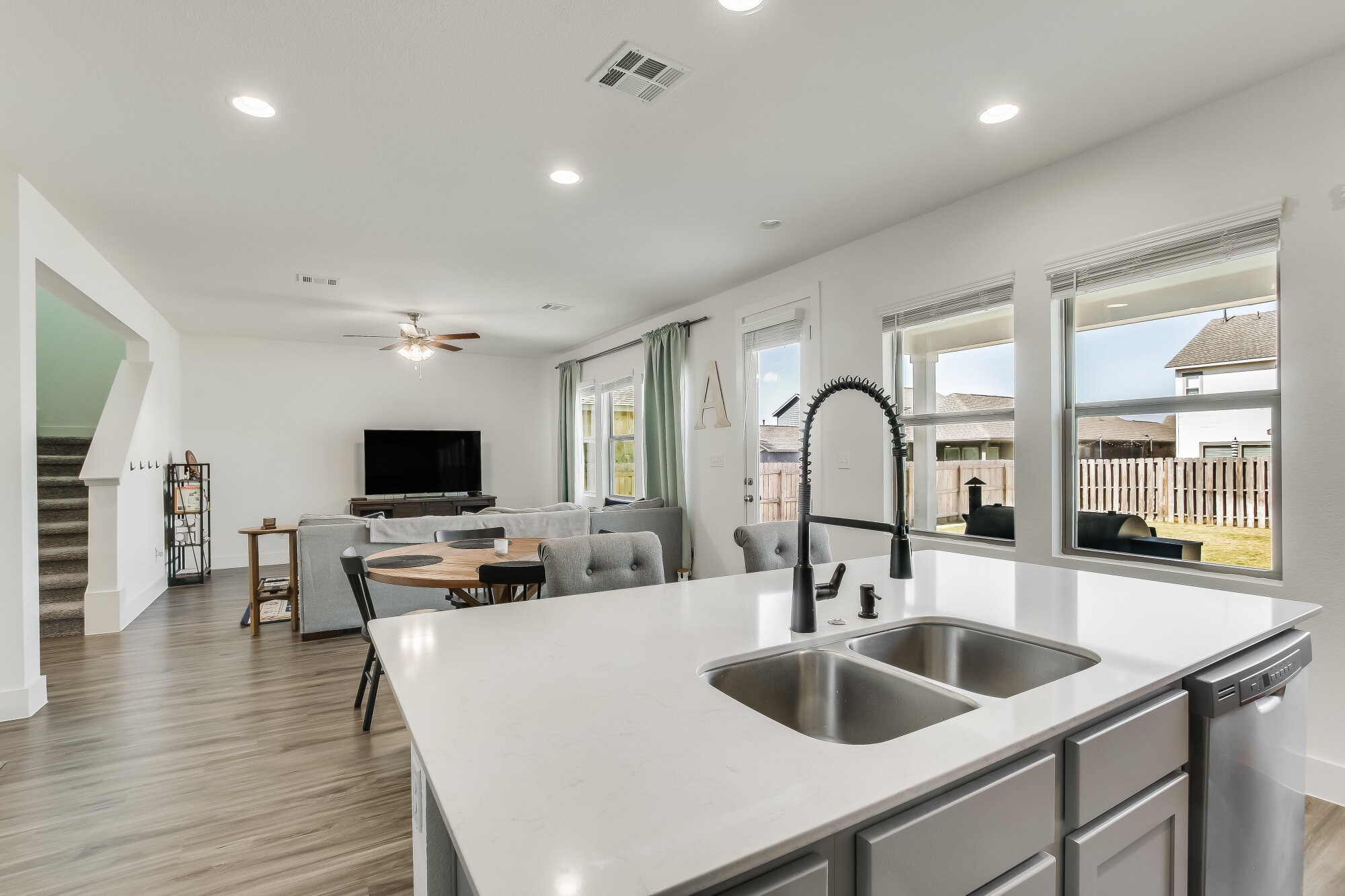 2305 Upchurch  Leander, Tx 78641-4182