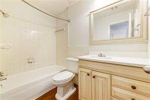 607 E 43rd Street #B Austin, TX 78751