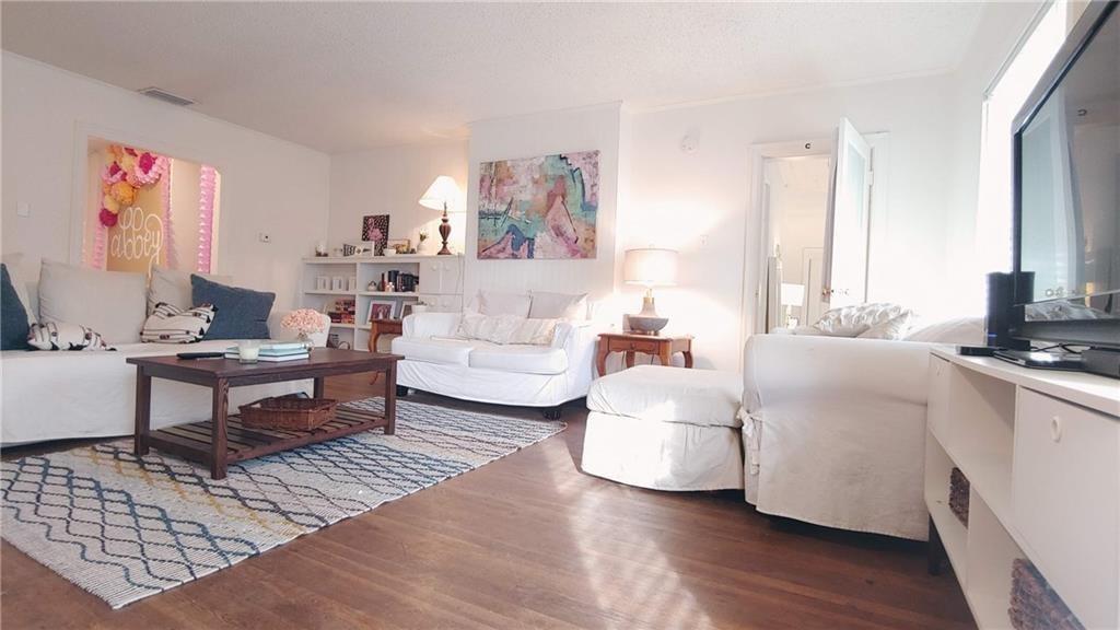911 Duncan Ln Austin, Texas 78705