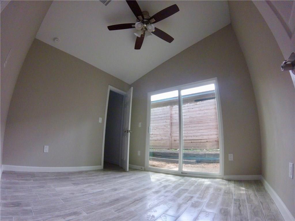 2003 Kirksey Dr #B  Austin, TX 78741