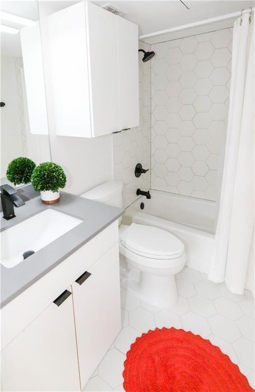 3000 Duval St  Unit C1 Austin, TX 78705
