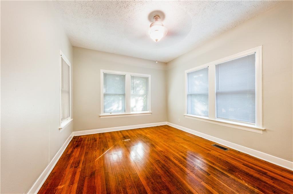 407 E. 32nd St #B Austin, Texas 78705