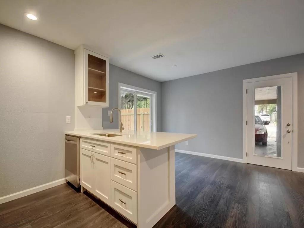 4702 Duval St #A Austin, Texas 78751
