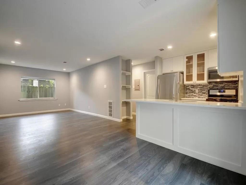 4702 Duval St #A Austin, Texas 78751