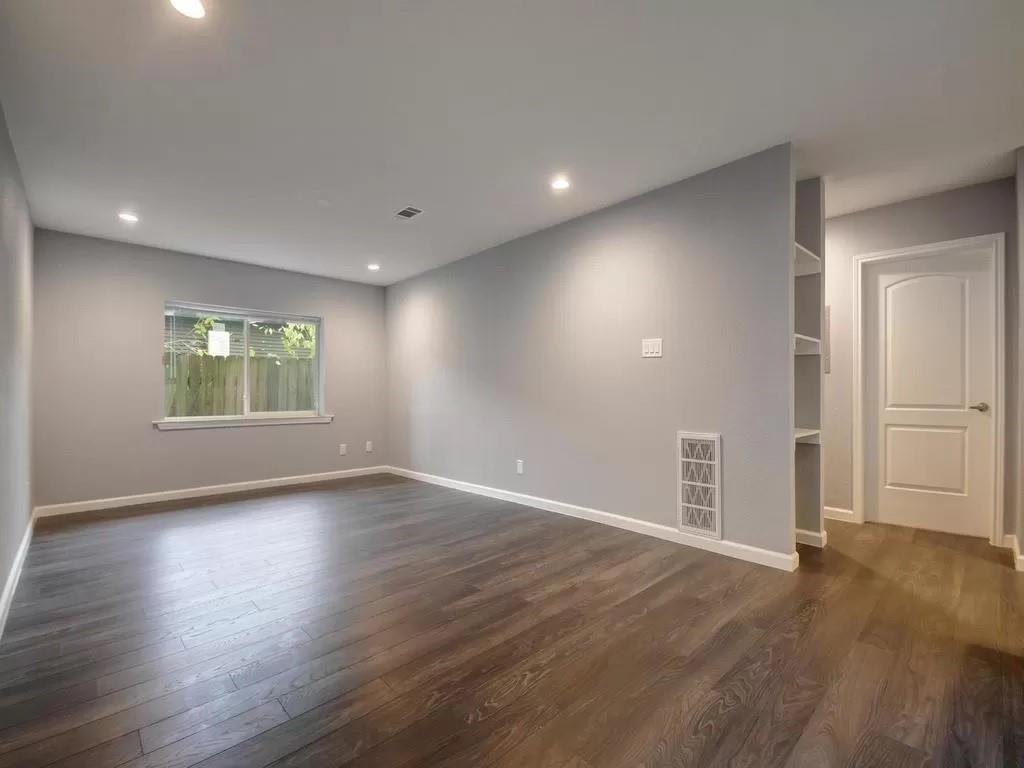 4702 Duval St #A Austin, Texas 78751