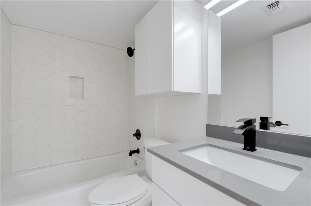 3000 Duval St Unit D3 Austin, TX 78705