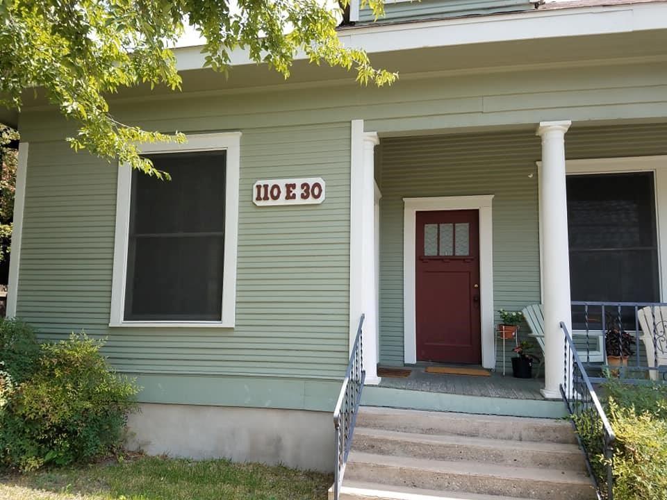 110 E 30th St #B Austin, TX 78705