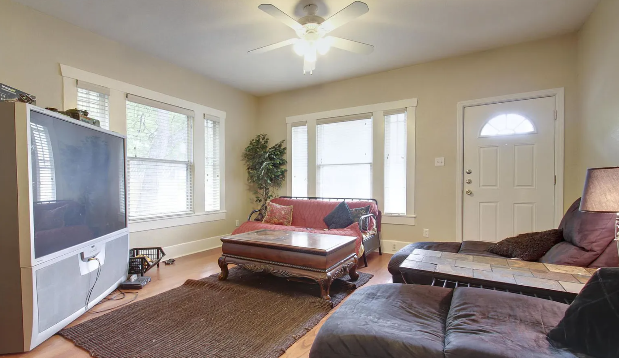 303 E 38th St Austin, TEXAS 78705