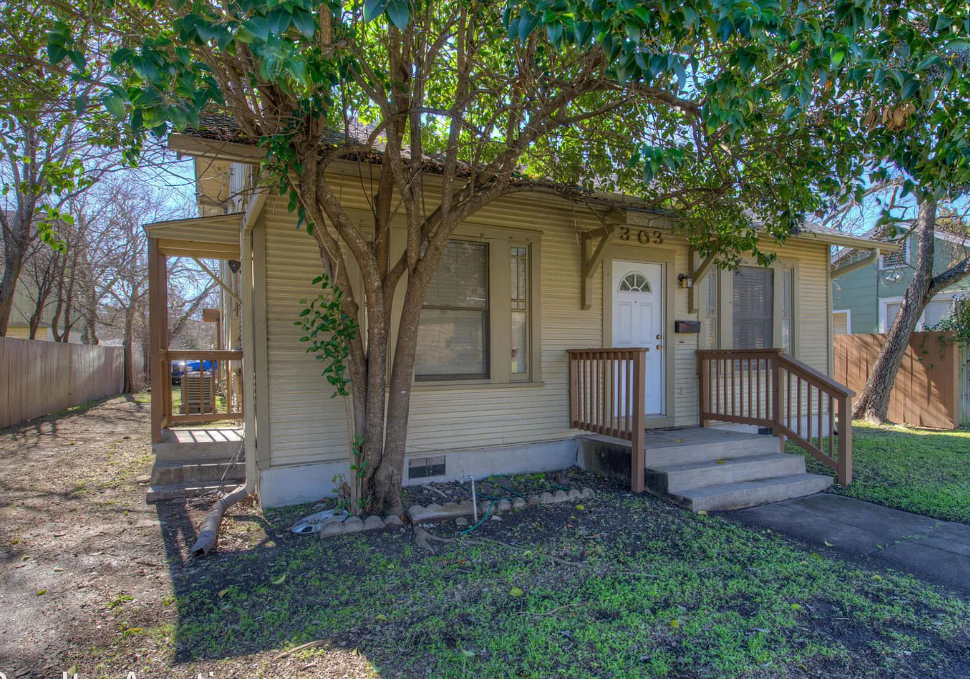 303 E 38th St Austin, TEXAS 78705