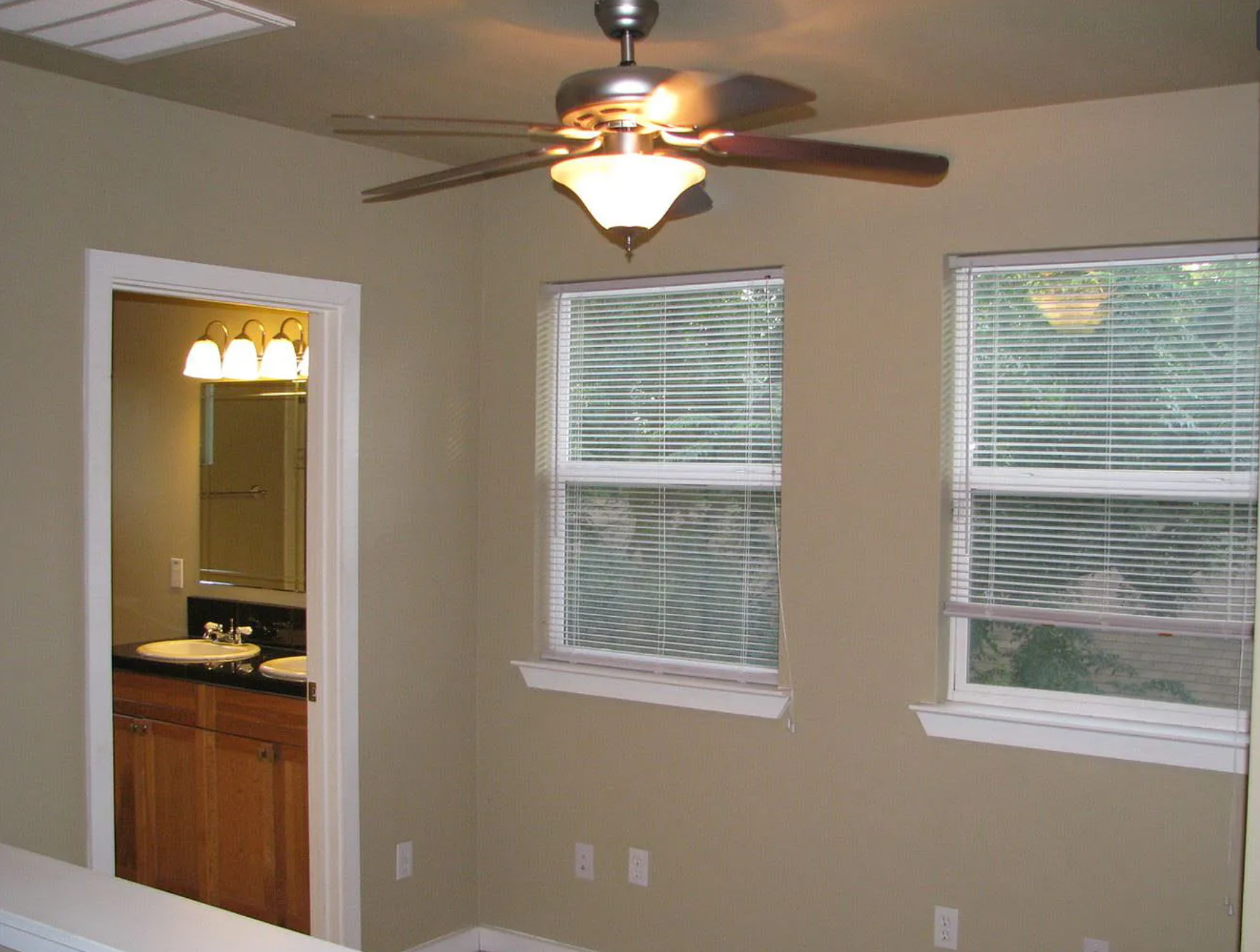 4802 Clarkson Avenue Austin, TEXAS 78751