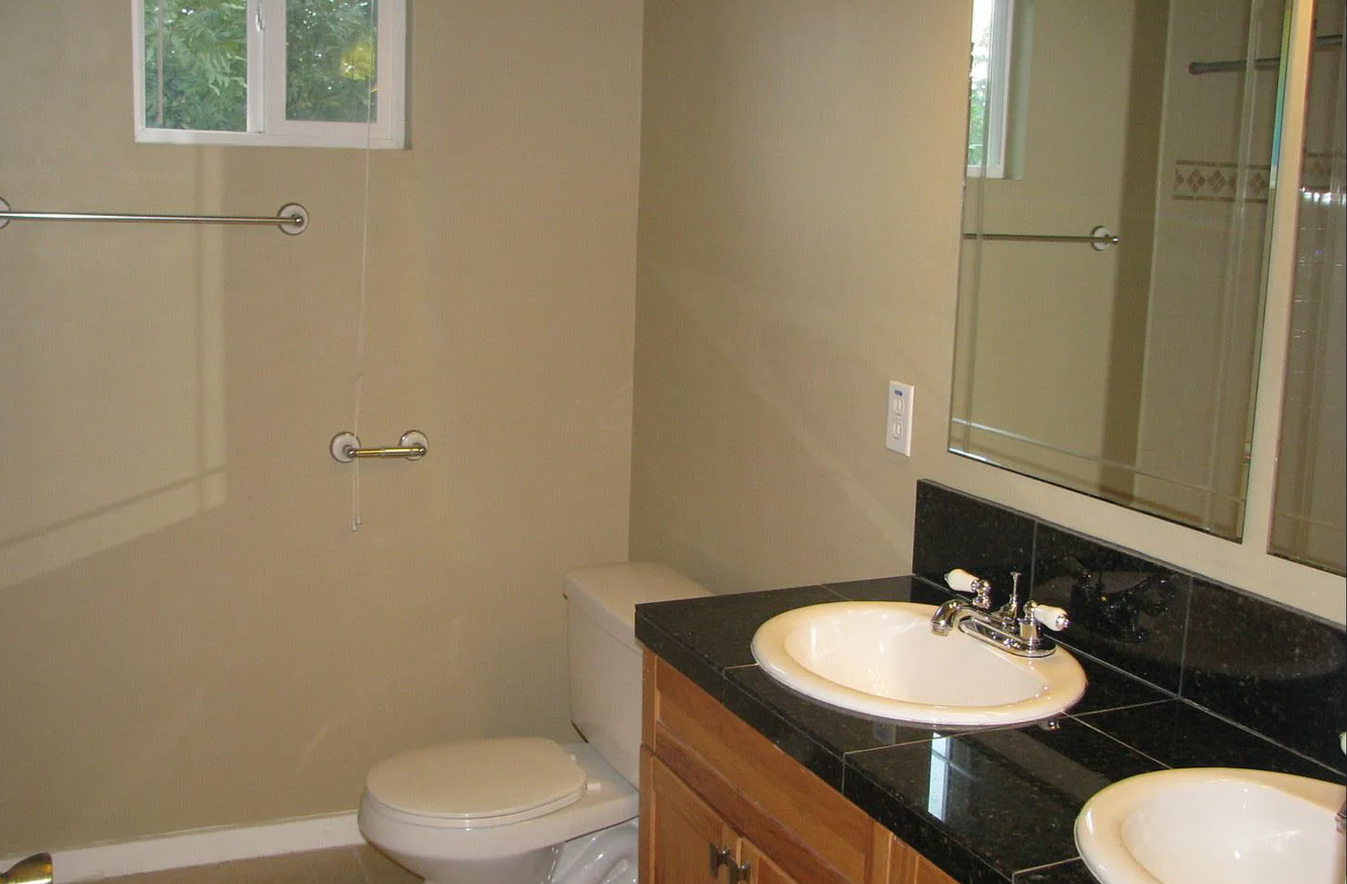 4802 Clarkson Avenue Austin, TEXAS 78751