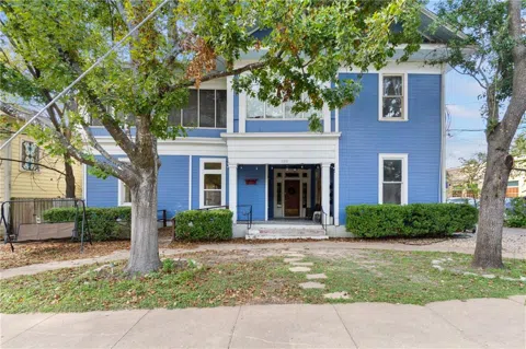 3210 Hampton
