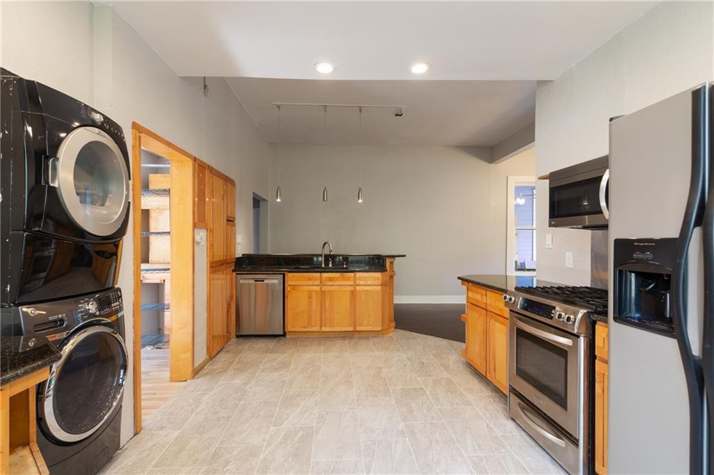 3210 Hampton Austin, Texas 78705