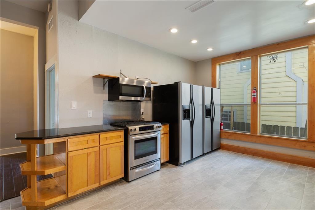 3210 Hampton Austin, Texas 78705