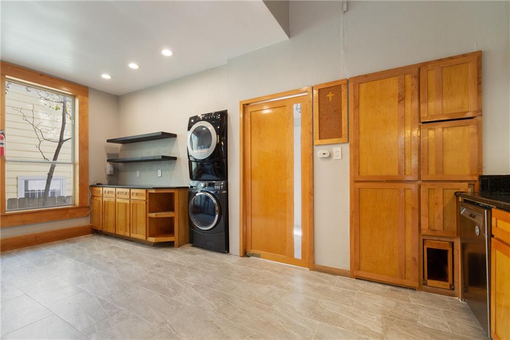3210 Hampton Austin, Texas 78705