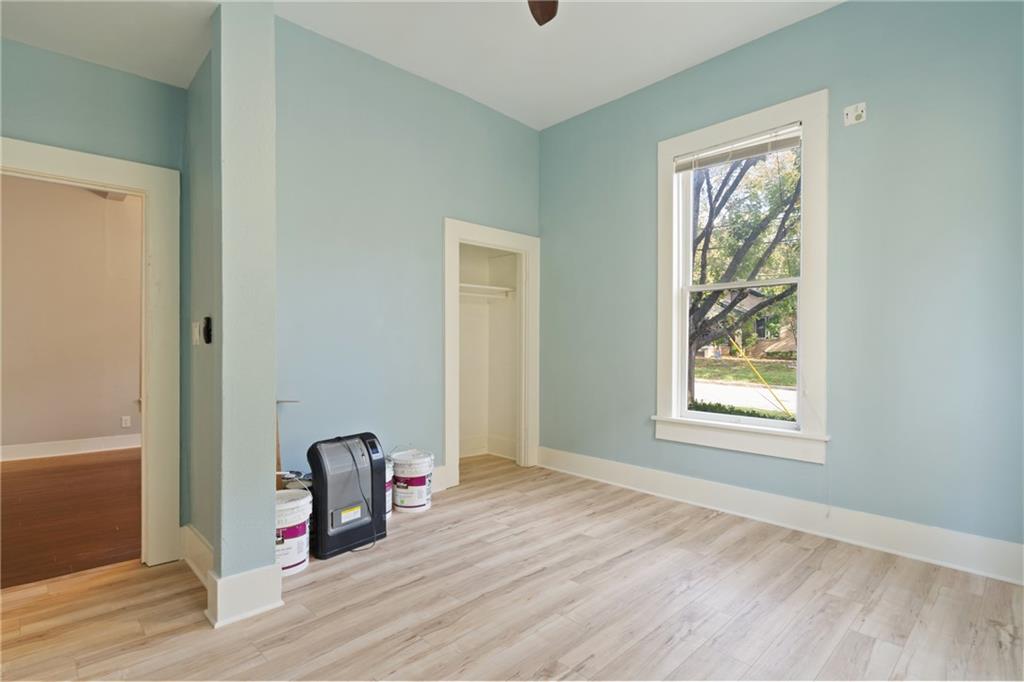 3210 Hampton Austin, Texas 78705