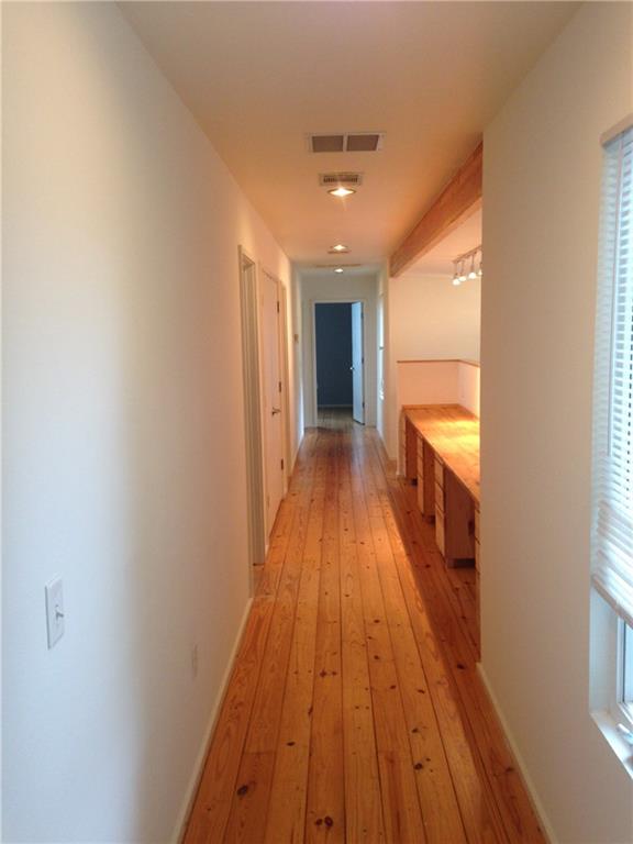 4525 Depew Austin, TEXAS 78751