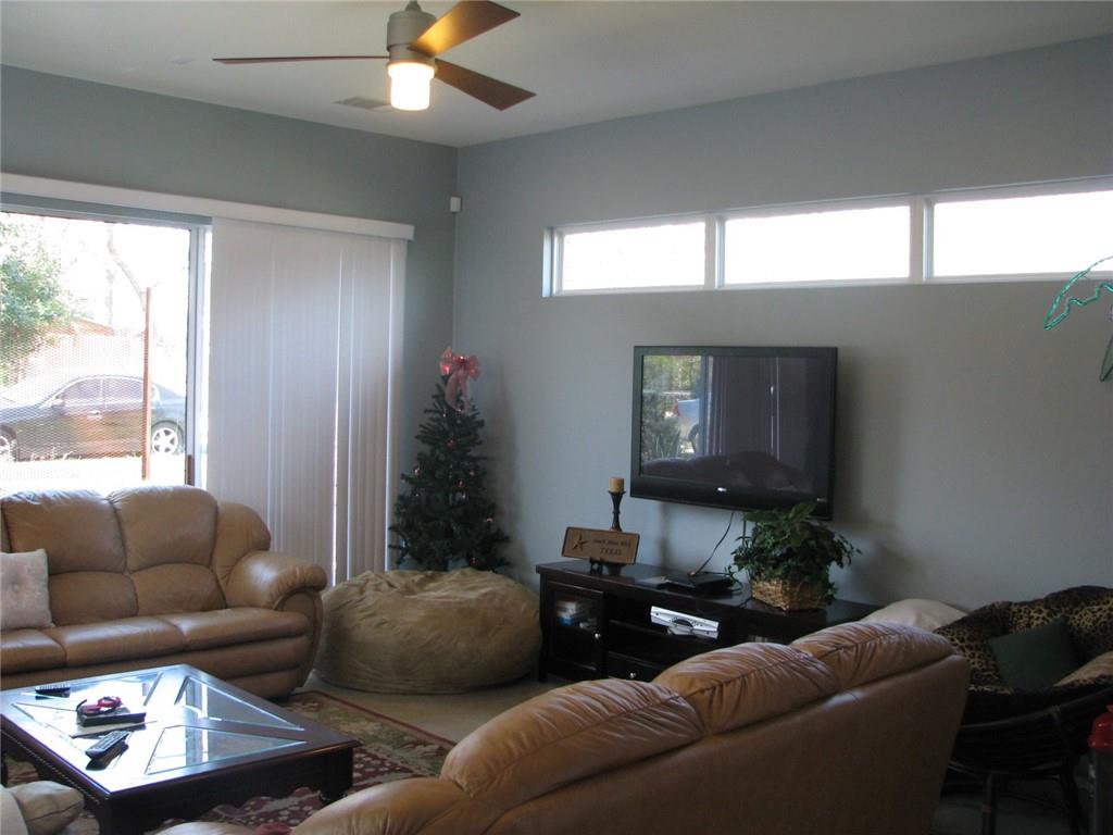 4525 Depew Austin, TEXAS 78751