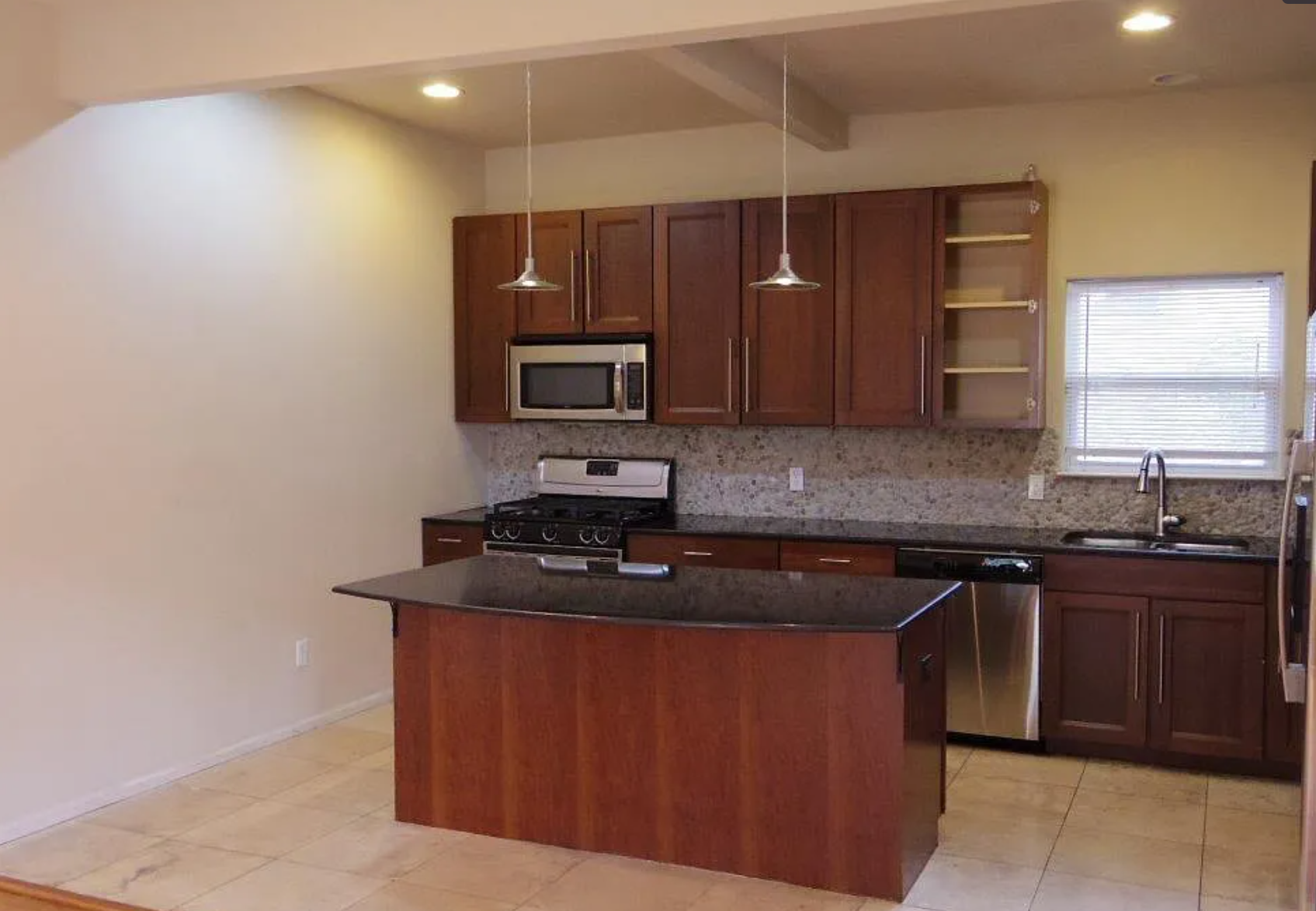 306 W 35th St Austin, TRAVIS 78705