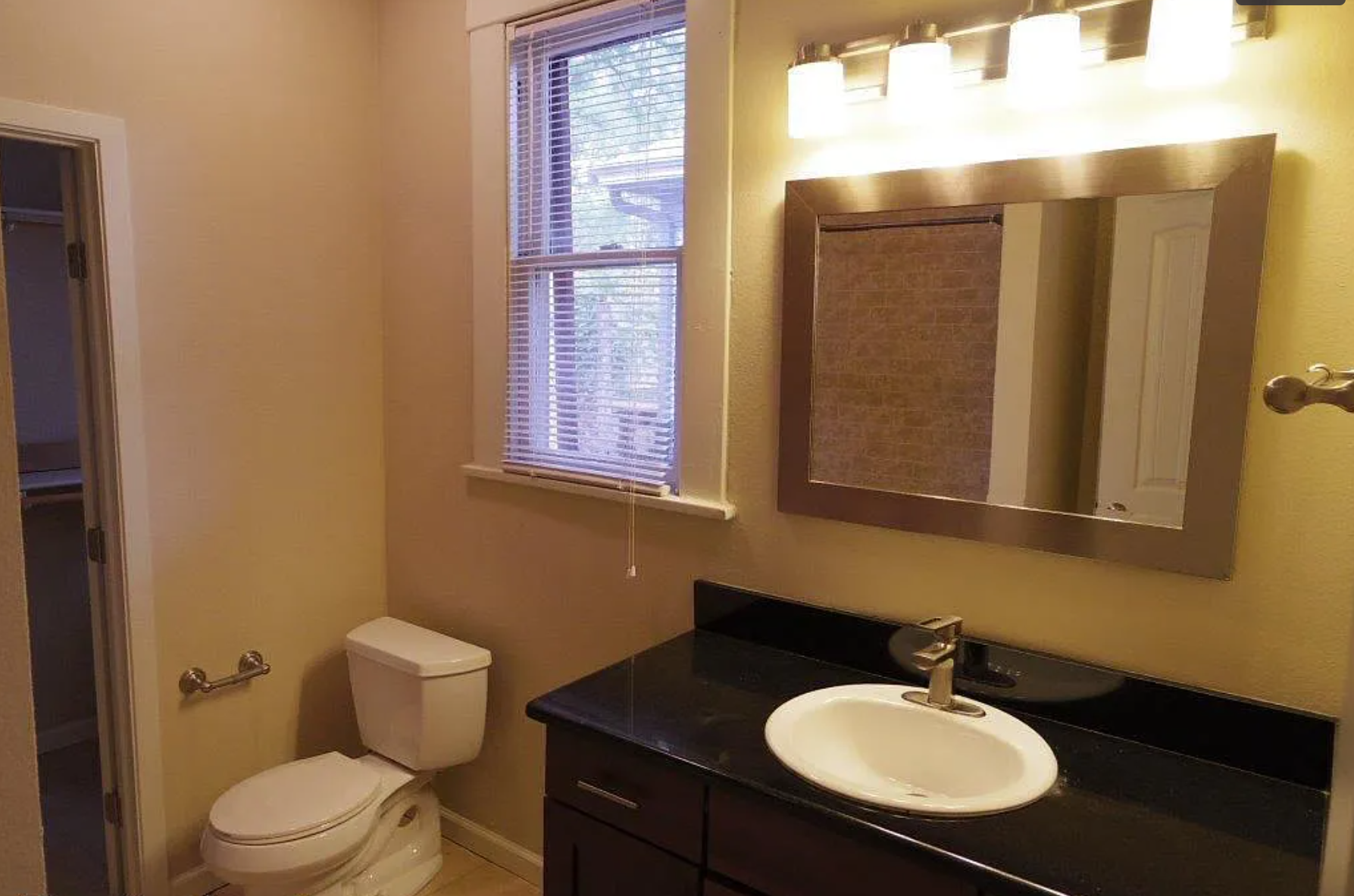 306 W 35th St Austin, TRAVIS 78705
