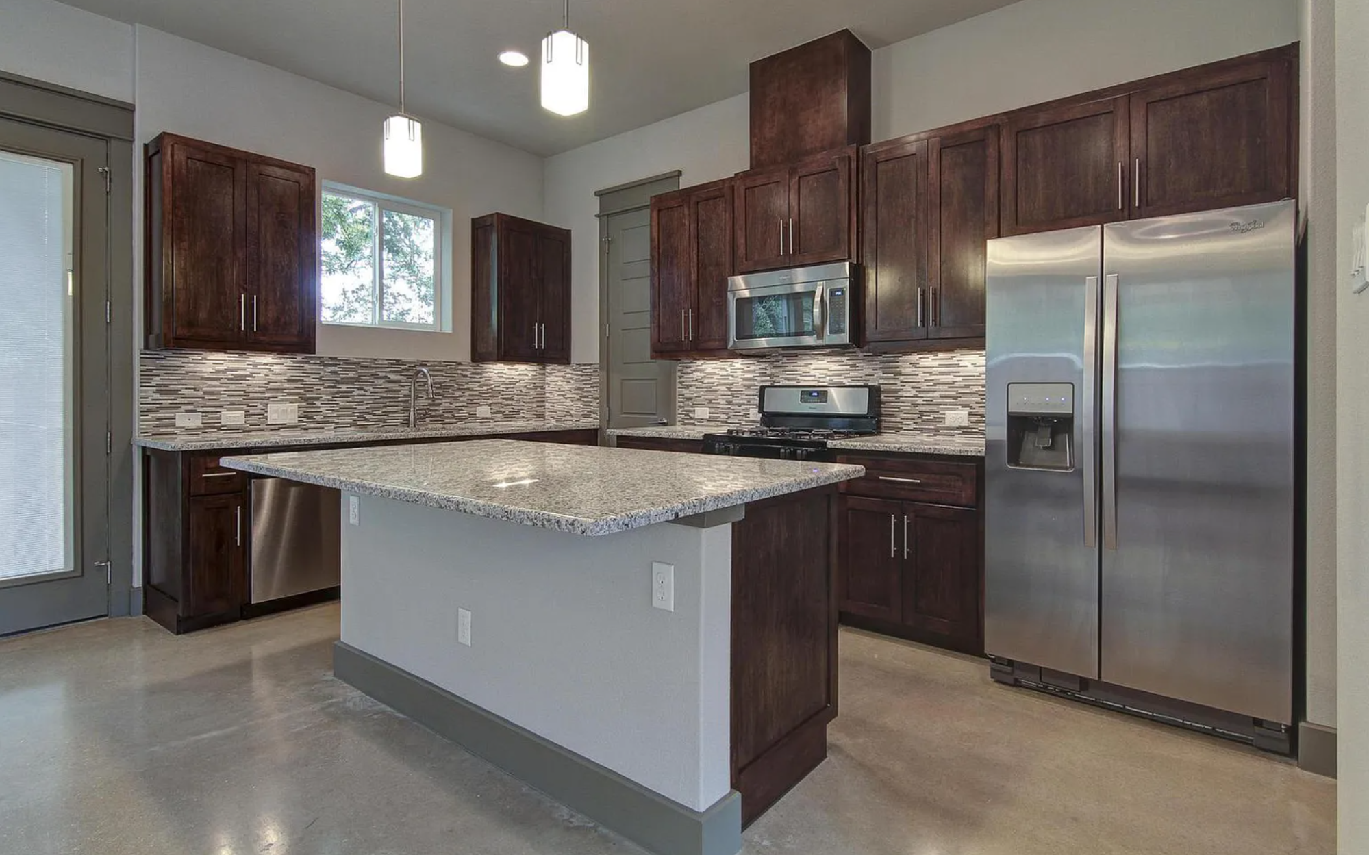 923 E 37th St Austin, TX 78705