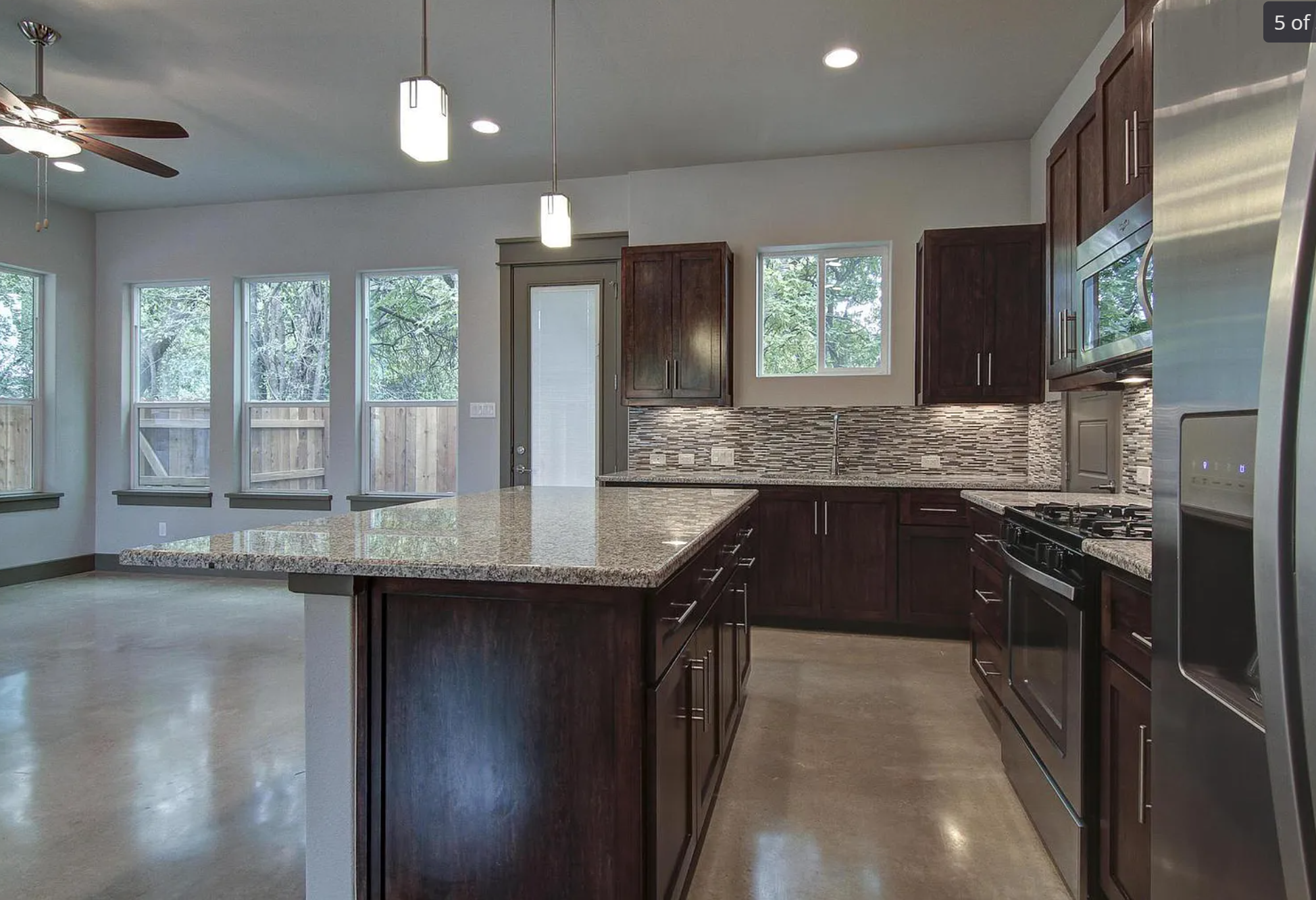923 E 37th St Austin, TX 78705