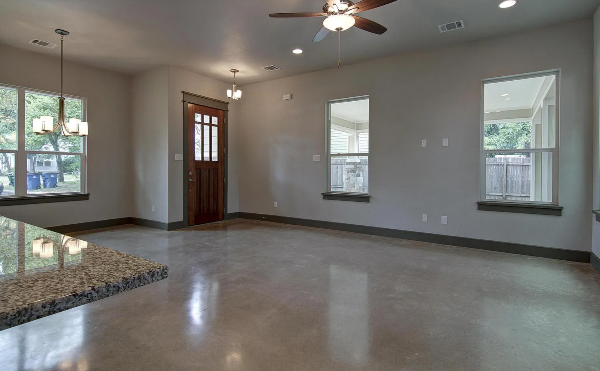 923 E 37th St Austin, TX 78705