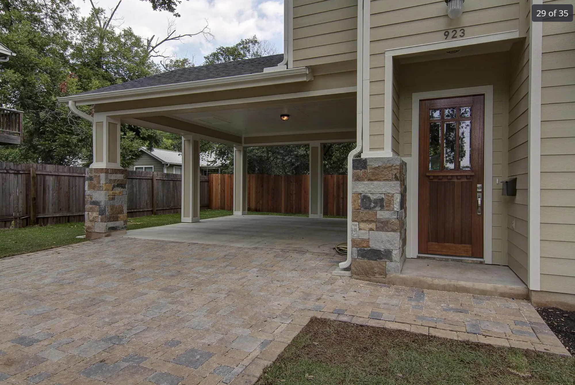 923 E 37th St Austin, TX 78705