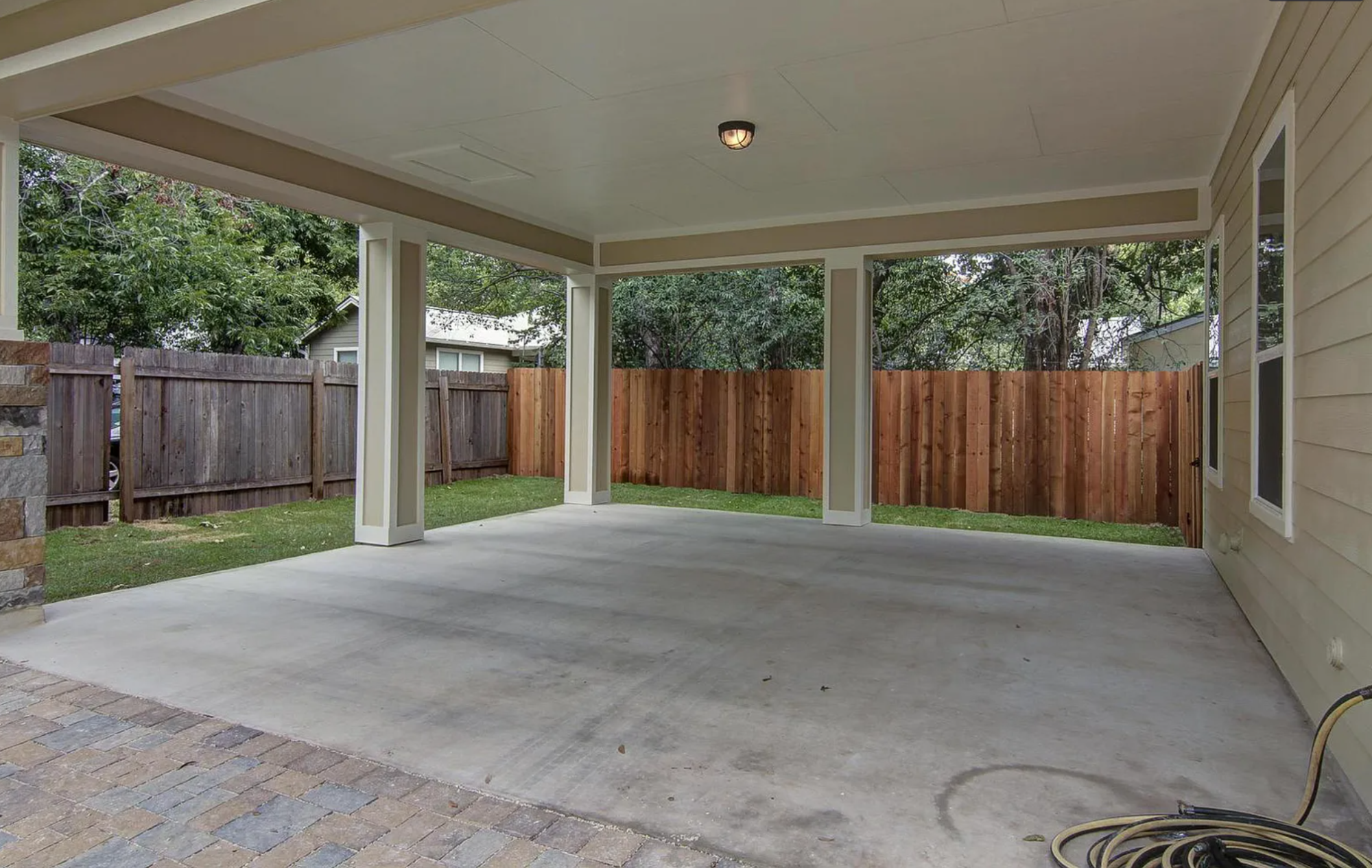 923 E 37th St Austin, TX 78705