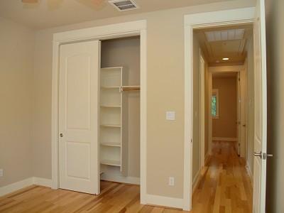 304 Zennia St Austin, TEXAS 78751