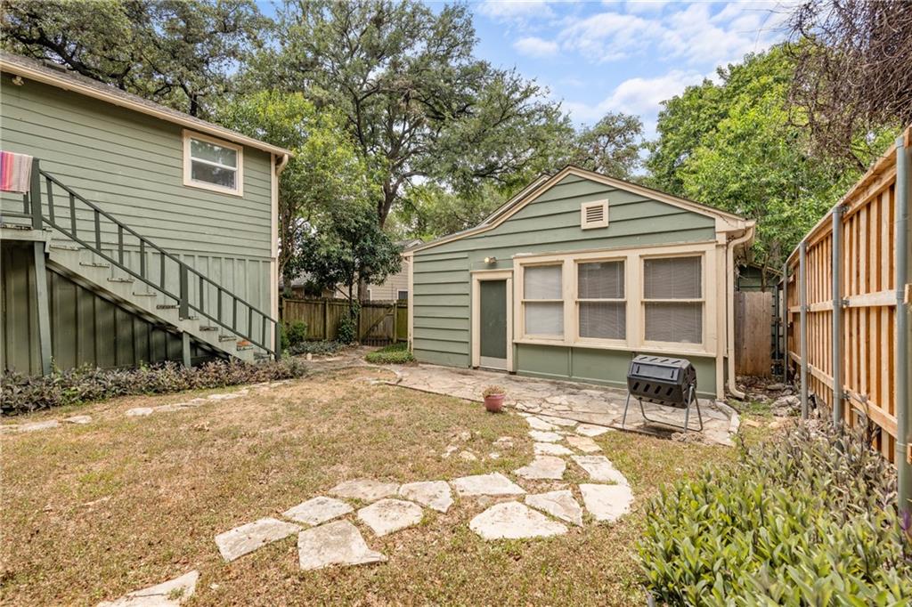 2839 Shoal Crest Ave #A Austin, TEXAS 78705