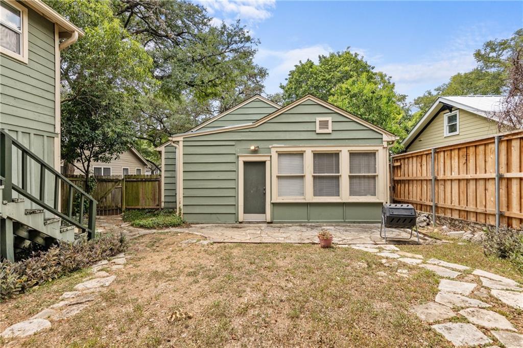 2839 Shoal Crest Ave #A Austin, TEXAS 78705