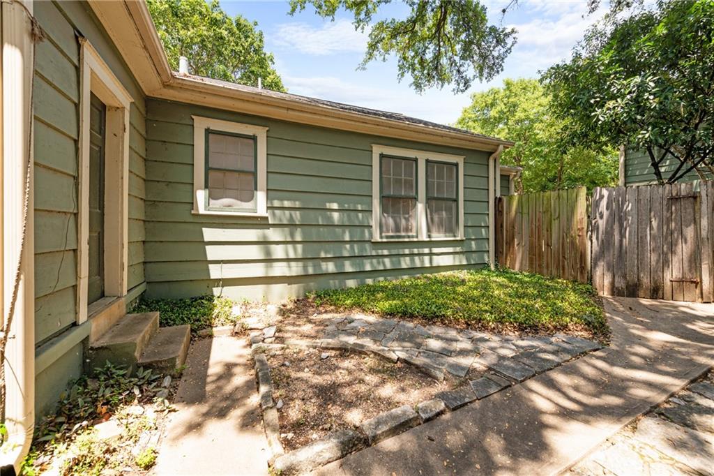 2839 Shoal Crest Ave #A Austin, TEXAS 78705