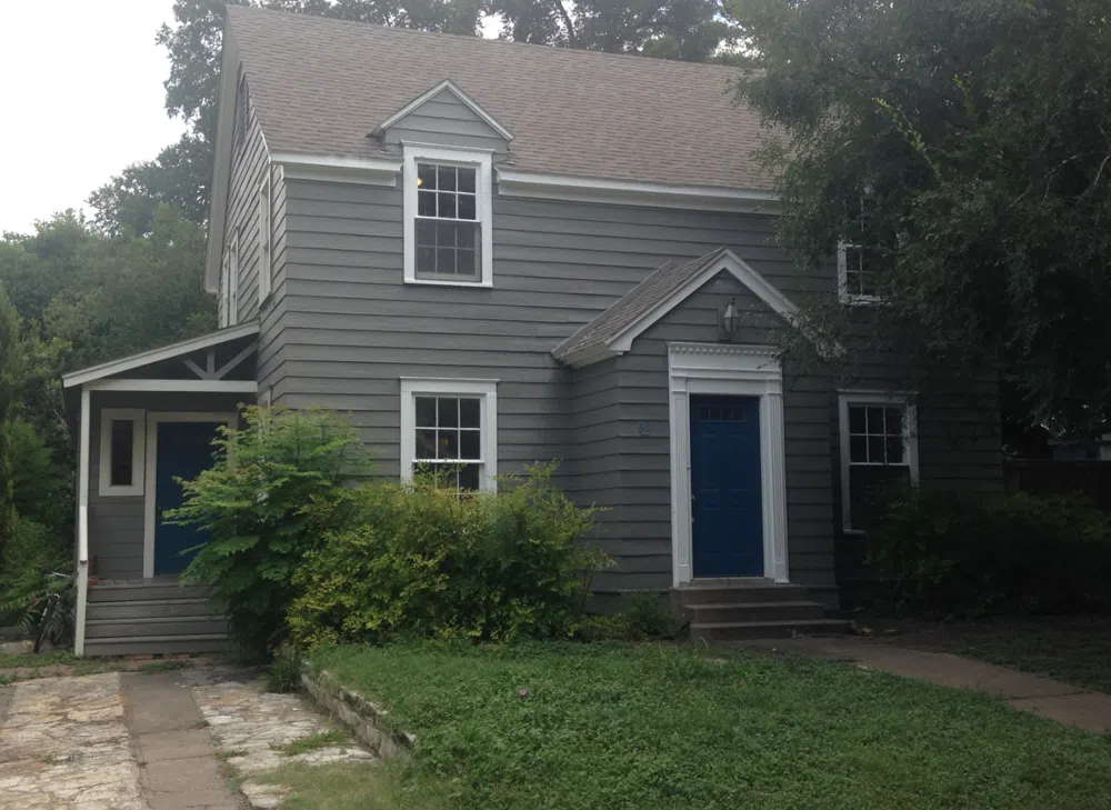 810 E 30th St Austin, TEXAS 78705