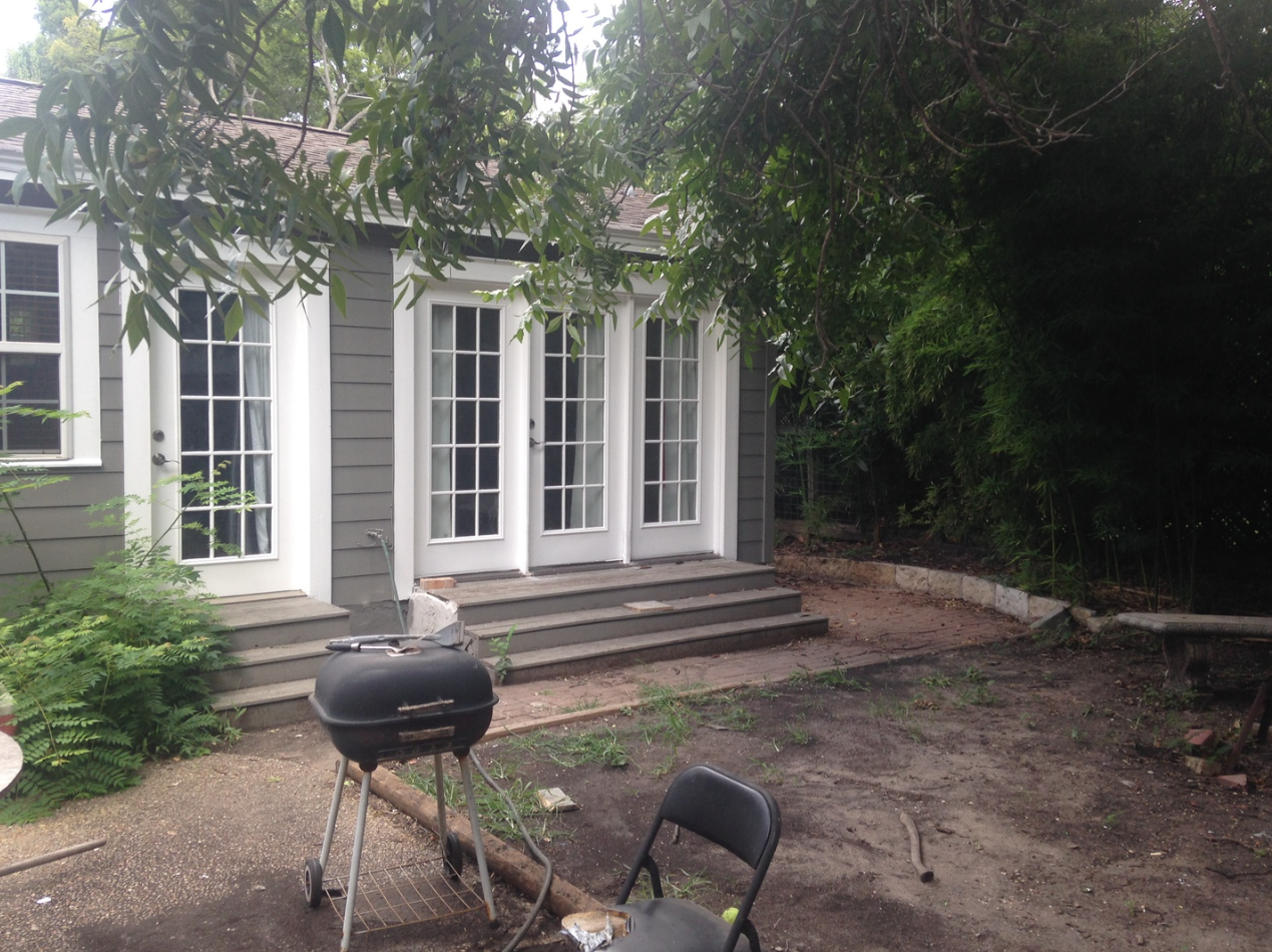 810 E 30th St Austin, TEXAS 78705