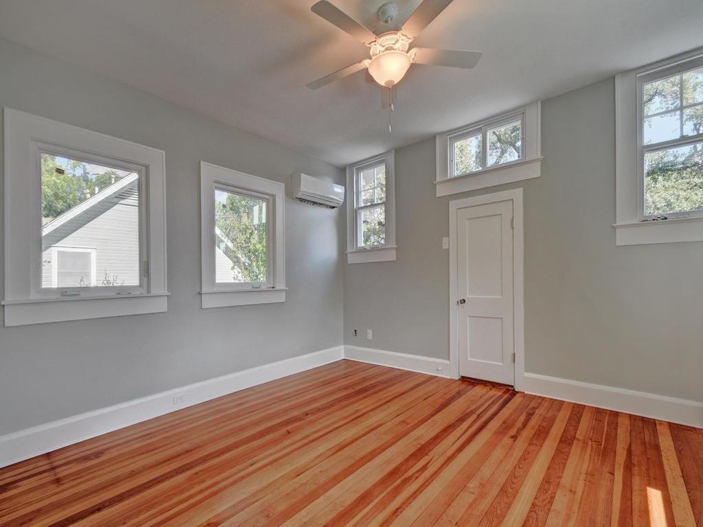 1203 W 22nd 1/2 St Austin, TEXAS 78705