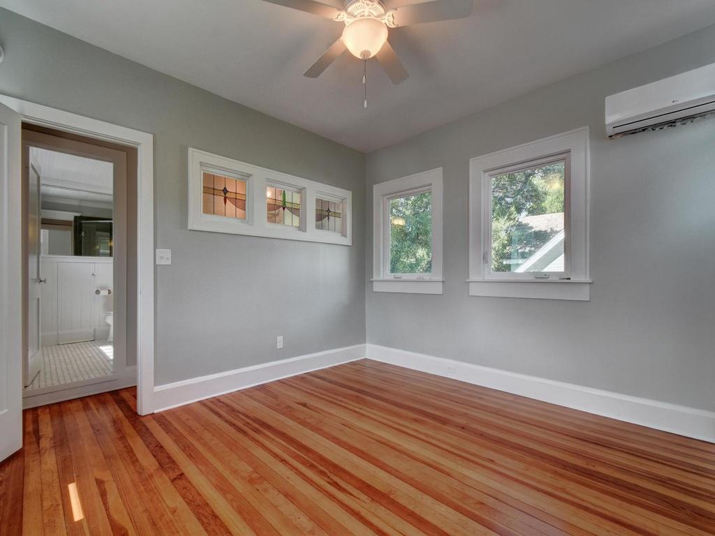 1203 W 22nd 1/2 St Austin, TEXAS 78705