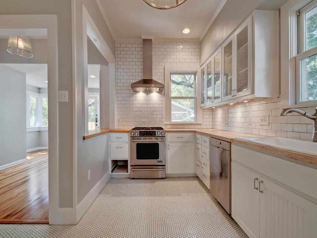 1203 W 22nd 1/2 St Austin, TEXAS 78705