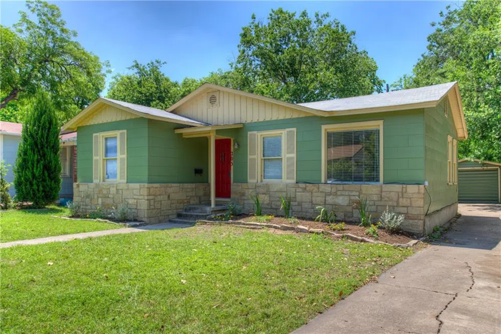 205 w 55th St Austin, TEXAS 78751
