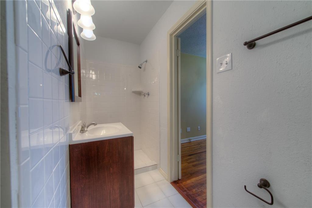 205 w 55th St Austin, TEXAS 78751