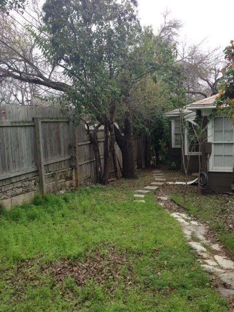 2915 Hampton Road Austin, TEXAS 78705