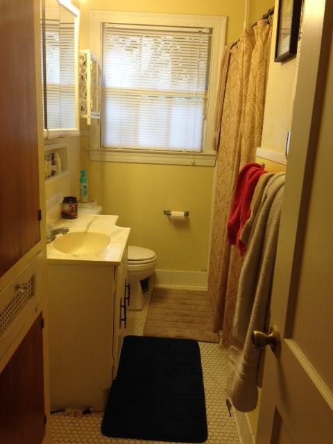 2915 Hampton Road Austin, TEXAS 78705