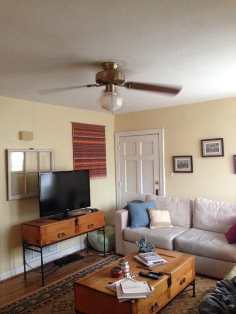 2915 Hampton Road Austin, TEXAS 78705