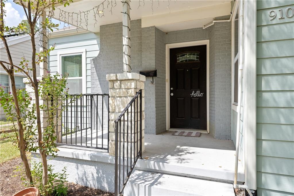 910 E 38th St Austin, TEXAS 78705
