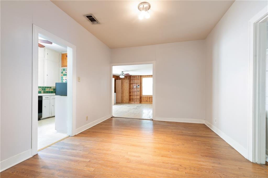 910 E 38th St Austin, TEXAS 78705
