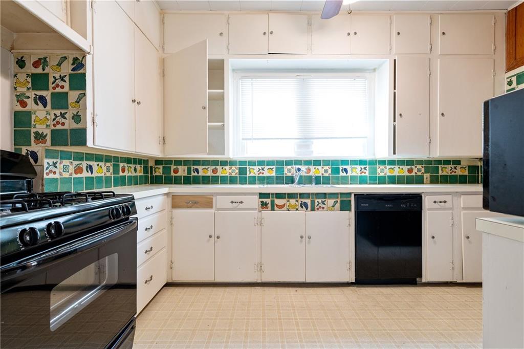 910 E 38th St Austin, TEXAS 78705