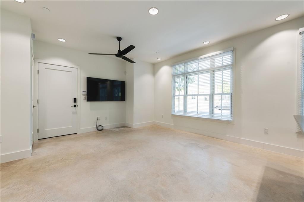 408 west 38st, Bldg 2, Apt 1 Austin, TEXAS 78751